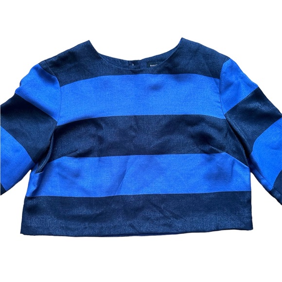 Banana Republic Crop Blue Shimmer Metallic Top Long Sleeves - Picture 2 of 6